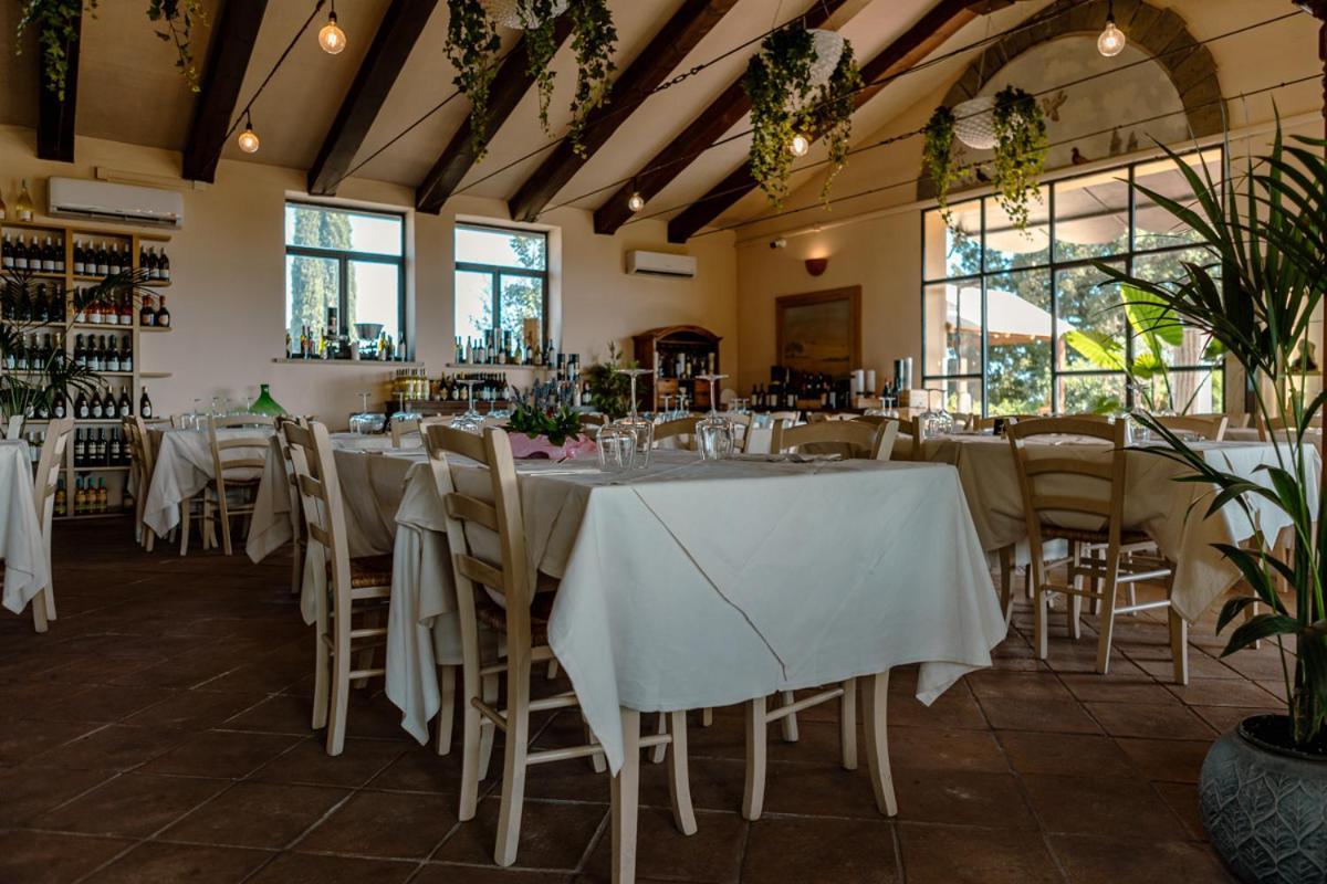 Agriturismo Cerrosughero Канино Экстерьер фото