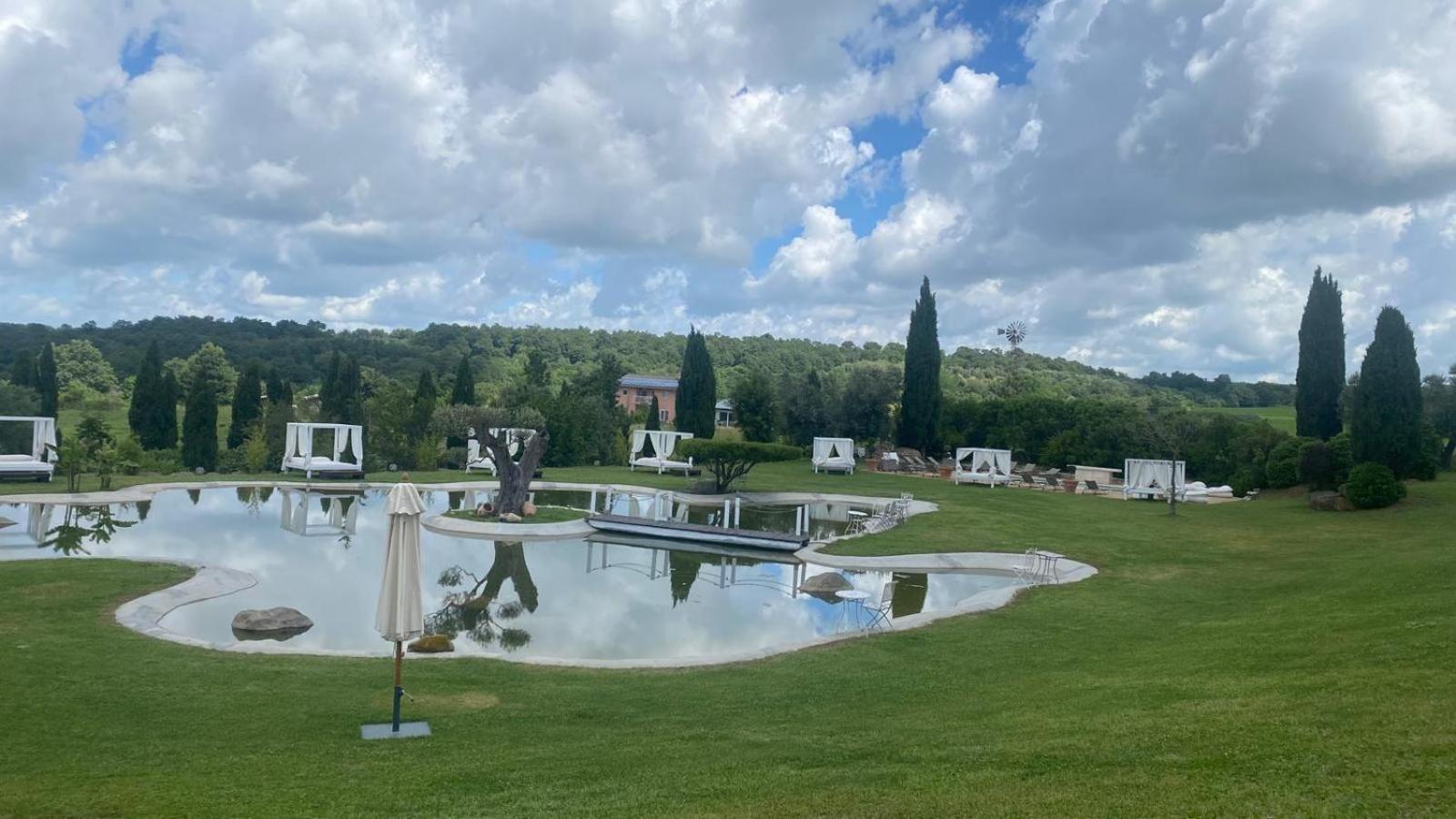Agriturismo Cerrosughero Канино Экстерьер фото